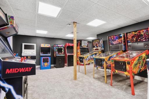 205-web-or-mls-1492 Hunter Dr-205.jpg