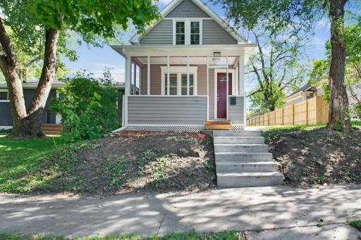 Photo for 1076 Humboldt Avenue, West Saint Paul, MN 55118 - listing #6799070 1076 Humboldt Avenue, West Saint Paul, MN 55118