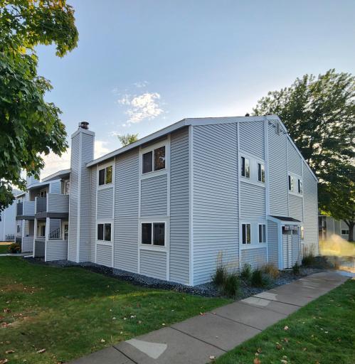 1721 Fulham Street, F, Lauderdale, MN 55113