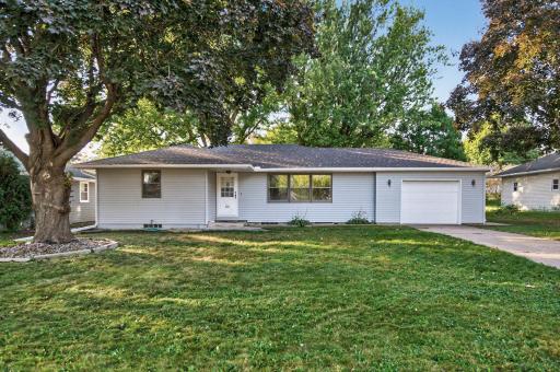 139 Elm Street E, Norwood Young America, MN 55368