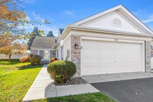 Photo for 7546 Hinton Park Avenue S, Cottage Grove, MN 55016 - listing #6799129 Discover comfort and convenience in this beautifully maintained, one-level townhome. Featuring 2-bedrooms, 2-bathrooms plus sunroom- designed for easy everyday living.