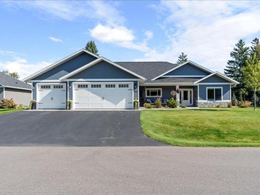 11364 Legacy Drive, Brainerd, MN 56401