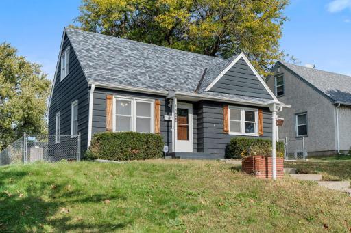1905 Montana Avenue E, Saint Paul, MN 55119