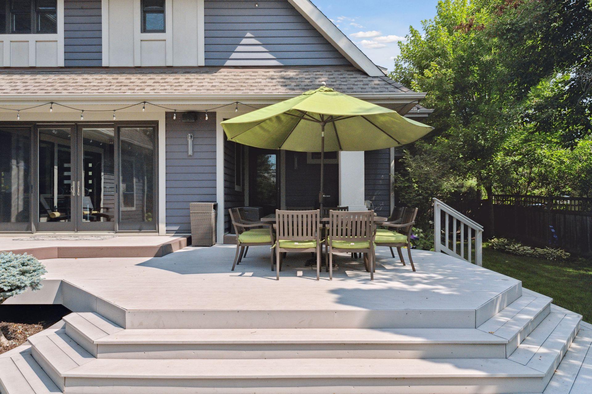 Multiple maintenance free entertain areas