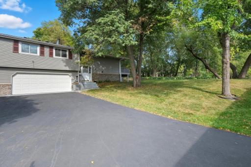 1223 Timbershore Lane, Saint Paul, MN 55123