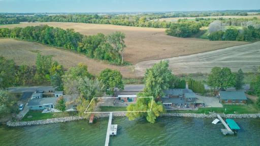 1701 N Shore Drive, Waverly, MN 55390