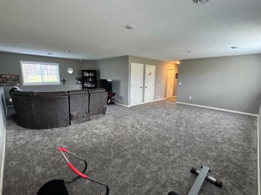 425 Eagle Street NW, Isanti, MN 55040