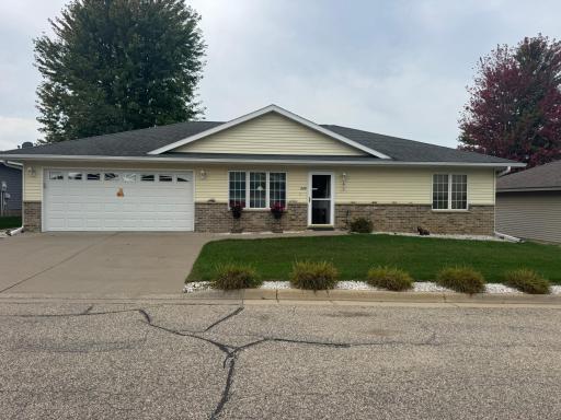 580 Zumbrota Avenue, Zumbrota, MN 55992
