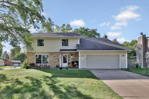 2501 Hawthorne Lane, Stillwater, MN 55082