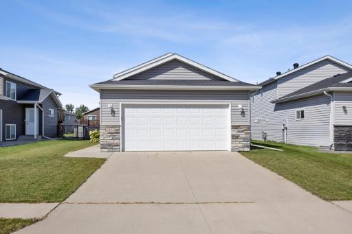 2122 10th Street W, West Fargo, ND 58078