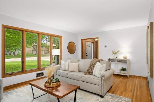 6329 Peacedale Avenue, Minneapolis, MN 55424