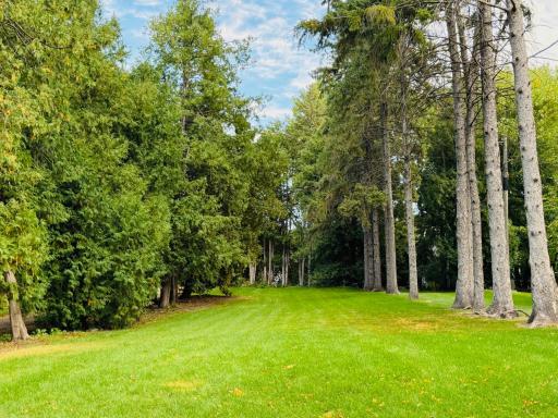9261 Kiowa Trail, Chanhassen, MN 55317