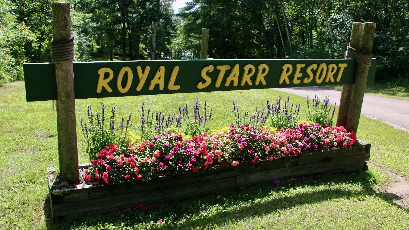 *7.5-entrance sign copy.jpg