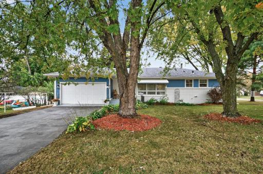 3715 Douglas Drive N, Minneapolis, MN 55422