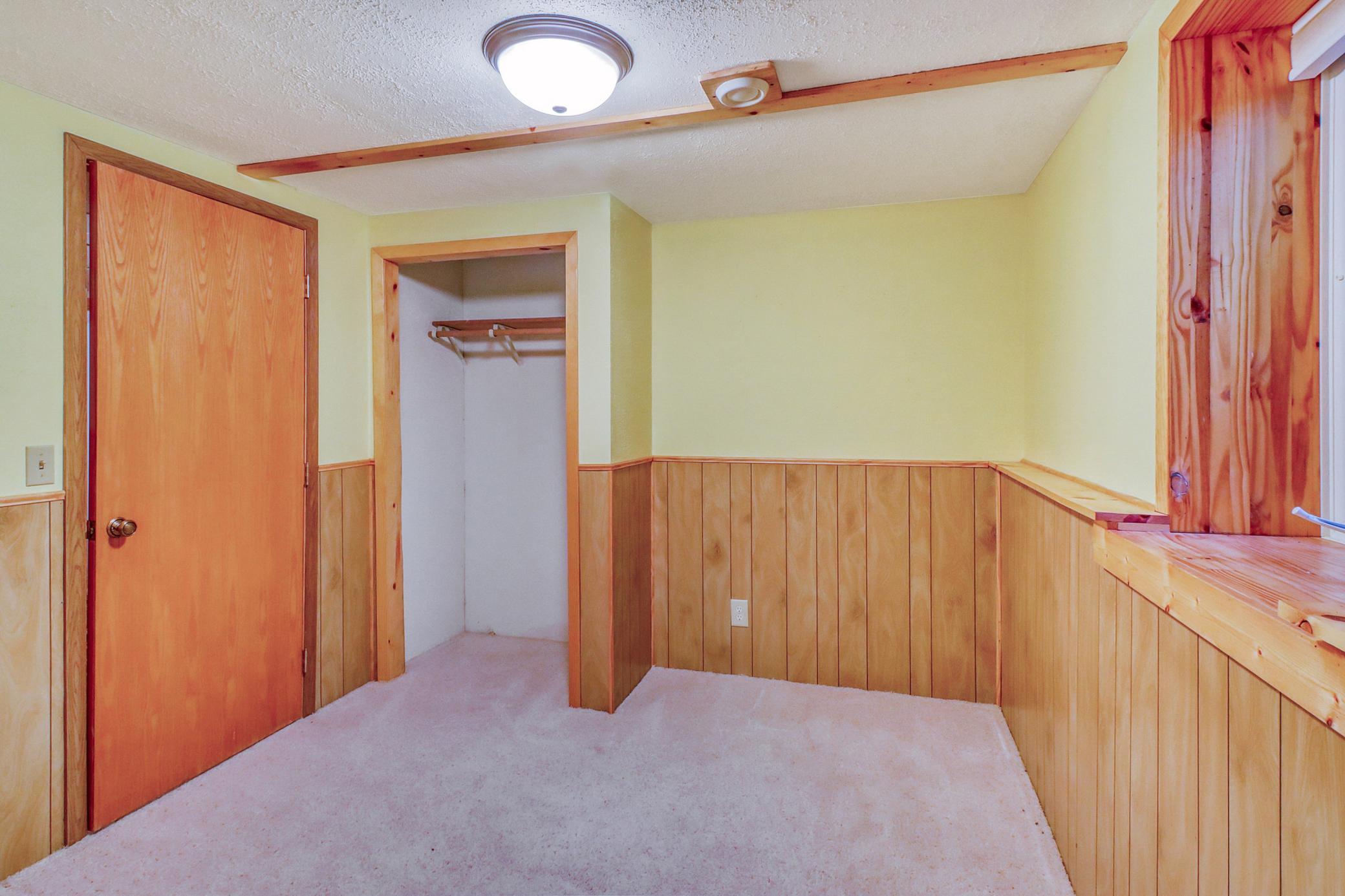 Basement Bedroom1_3-3264.jpg