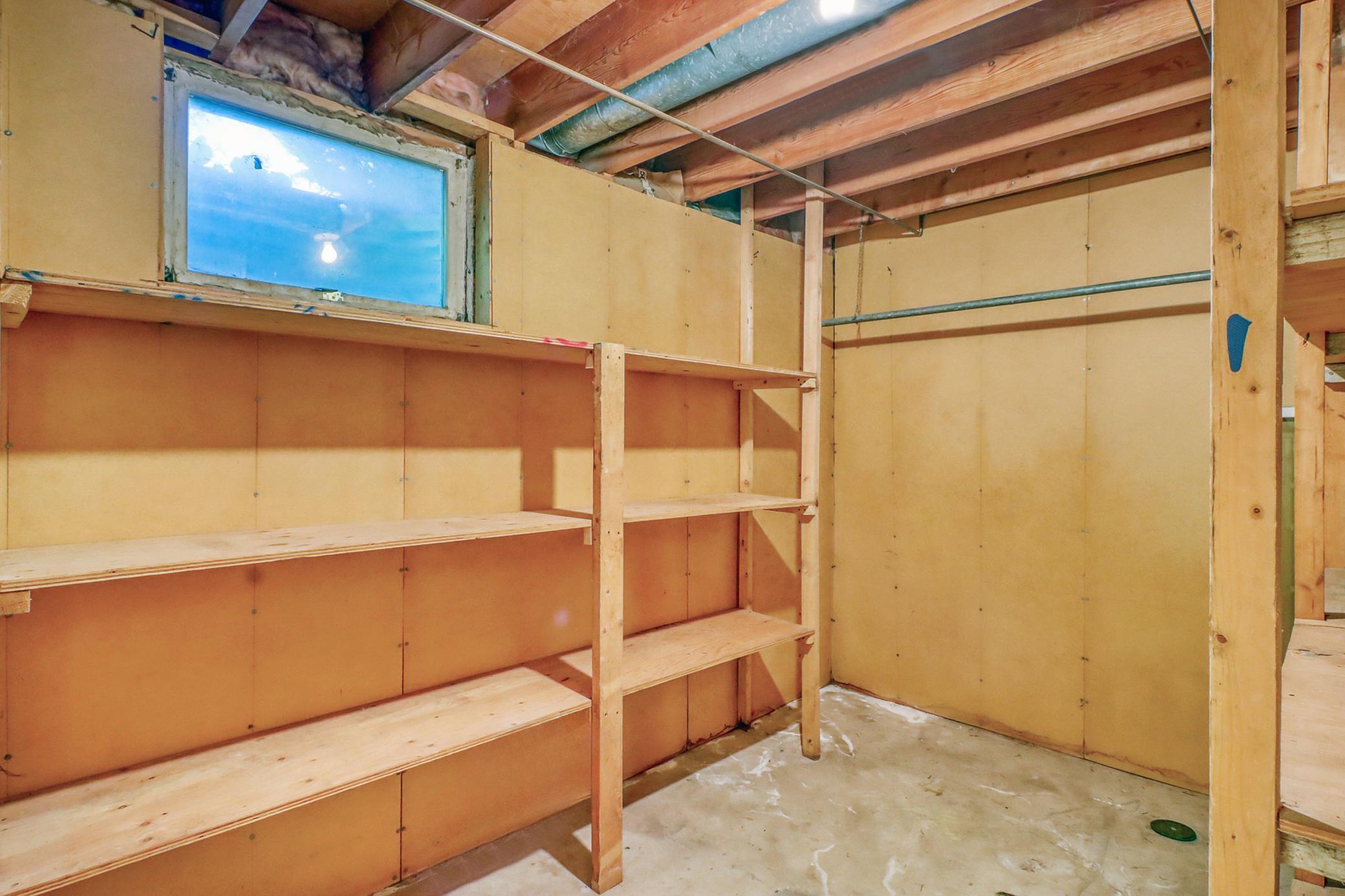 Basement Storage room1_1-3264.jpg