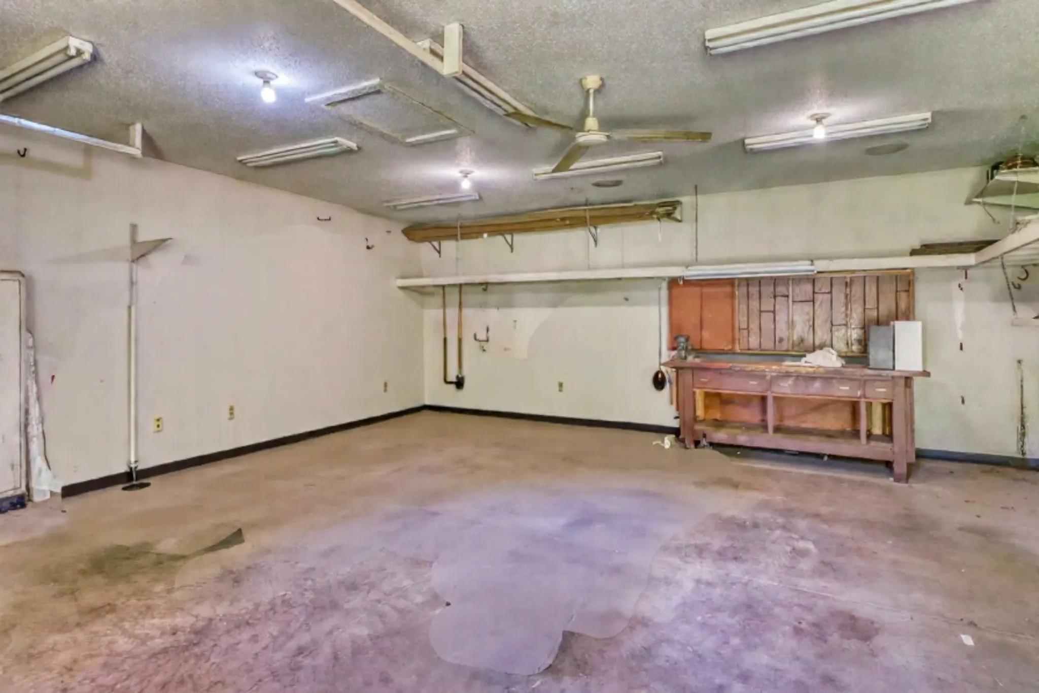 workshop empty.jpg