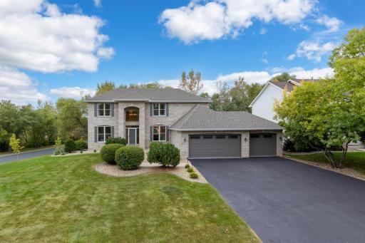 18780 Pathfinder Drive, Eden Prairie, MN 55347