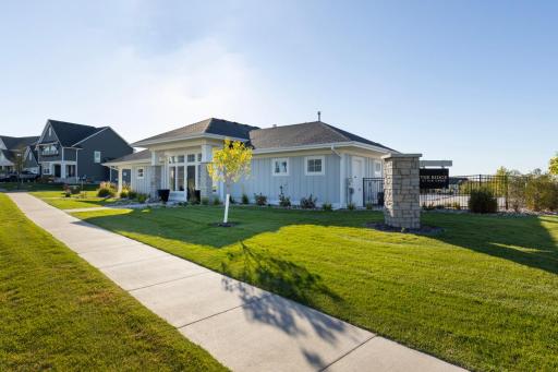 16497 64th Avenue N, Maple Grove, MN 55311