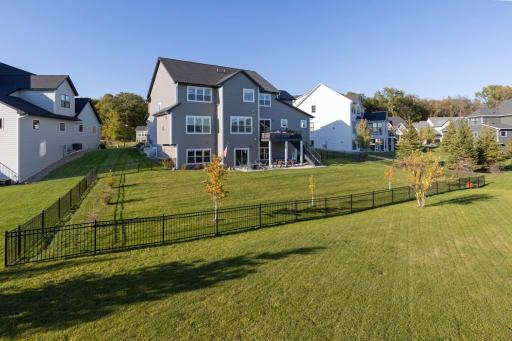 16497 64th Avenue N, Maple Grove, MN 55311