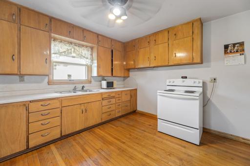 200 1st Street SE, Eitzen, MN 55931