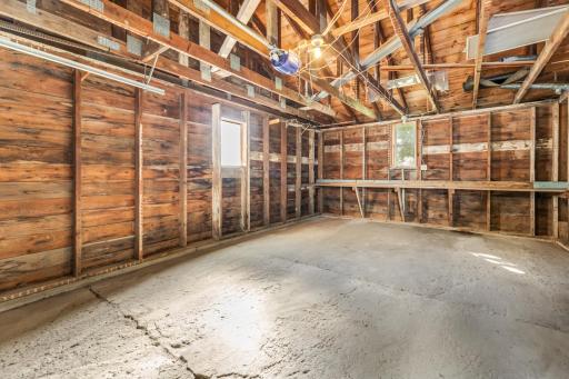200 1st Street SE, Eitzen, MN 55931