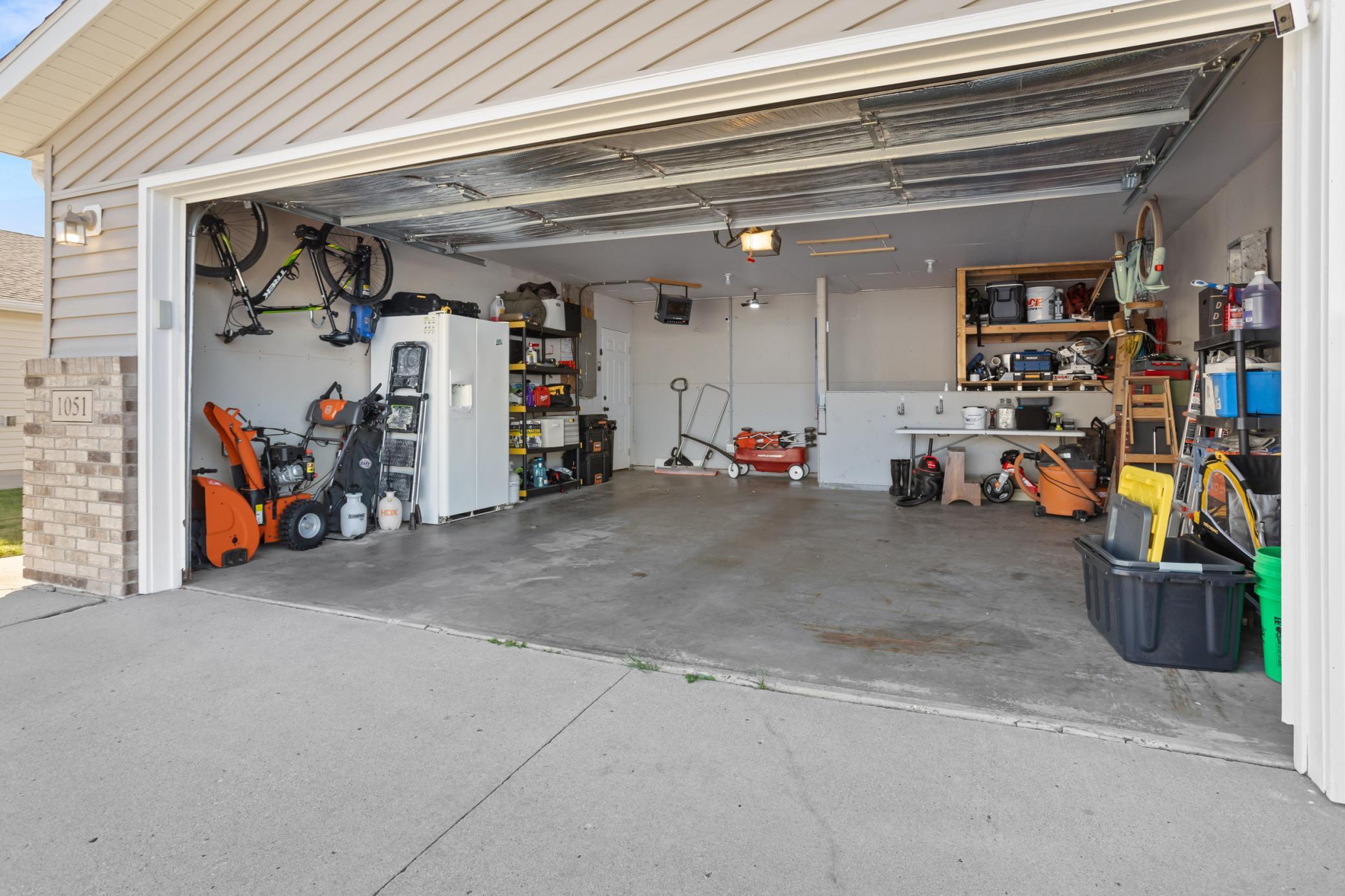 1051 42nd Ave W