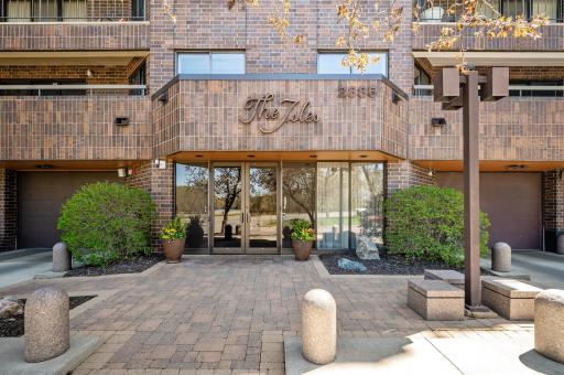 2885 Knox Avenue S, 202, Minneapolis, MN 55408
