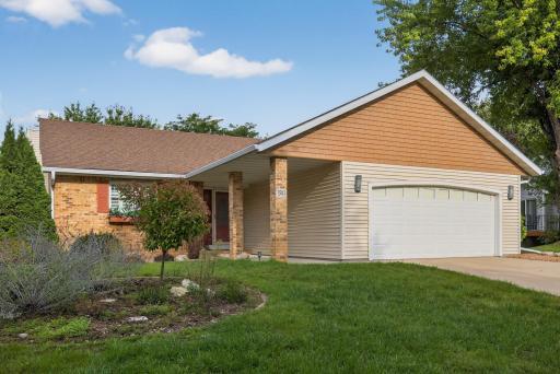3943 Polar Lane NE, Rochester, MN 55906