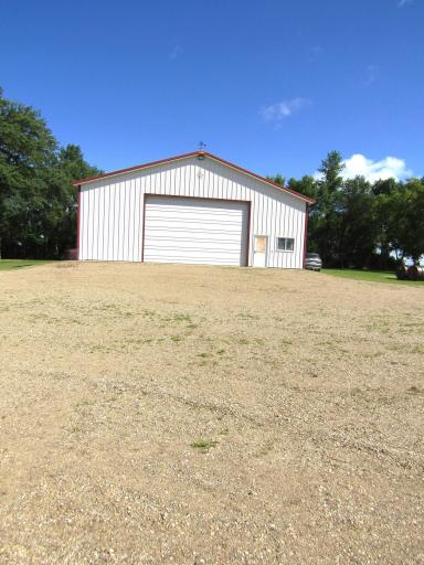 742 200th Avenue SW, Appleton, MN 56208