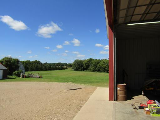 742 200th Avenue SW, Appleton, MN 56208