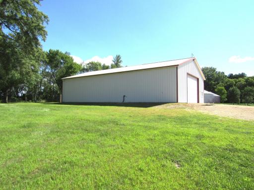 742 200th Avenue SW, Appleton, MN 56208
