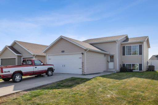 3001 32nd Avenue S, Moorhead, MN 56560
