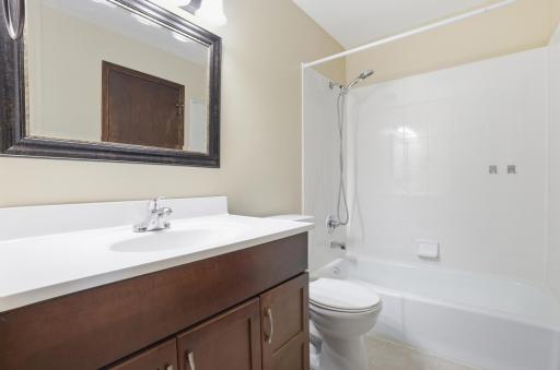 837 E 145th Street, Burnsville, MN 55337