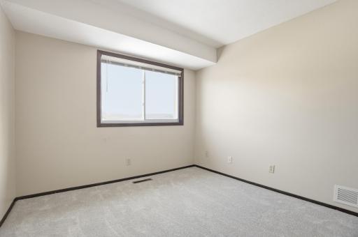 837 E 145th Street, Burnsville, MN 55337