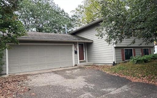1733 Nokomis Circle, Minneapolis, MN 55417