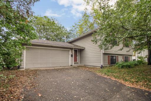 1733 Nokomis Circle, Minneapolis, MN 55417