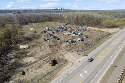 06_285FlyingCloudRd_181005_AerialView_HiRes.jpg