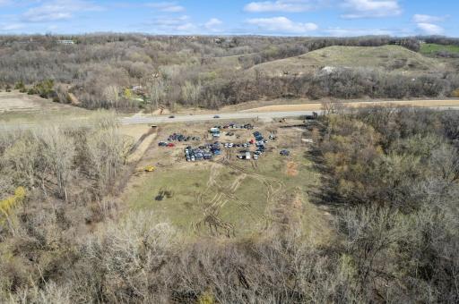 13_285FlyingCloudRd_181012_AerialView_HiRes.jpg