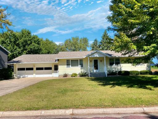 Photo for 2 Circle Drive, Springfield, MN 56087 - listing #6800038 2 Circle Drive, Springfield, MN 56087