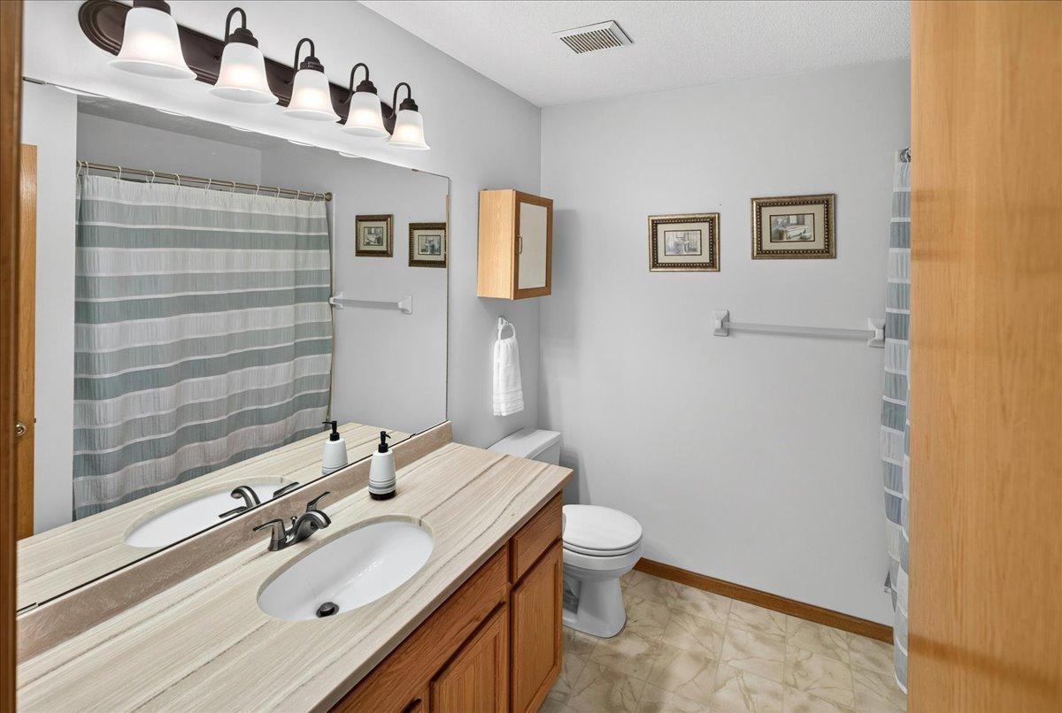 Full bath - upper