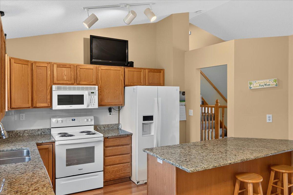 Vaulted ceilng