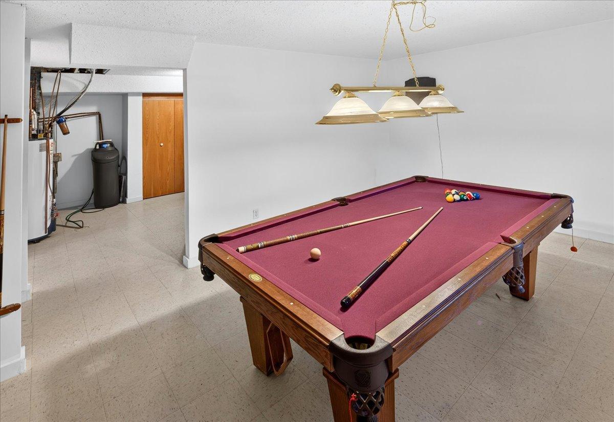 Billiards room - lowest