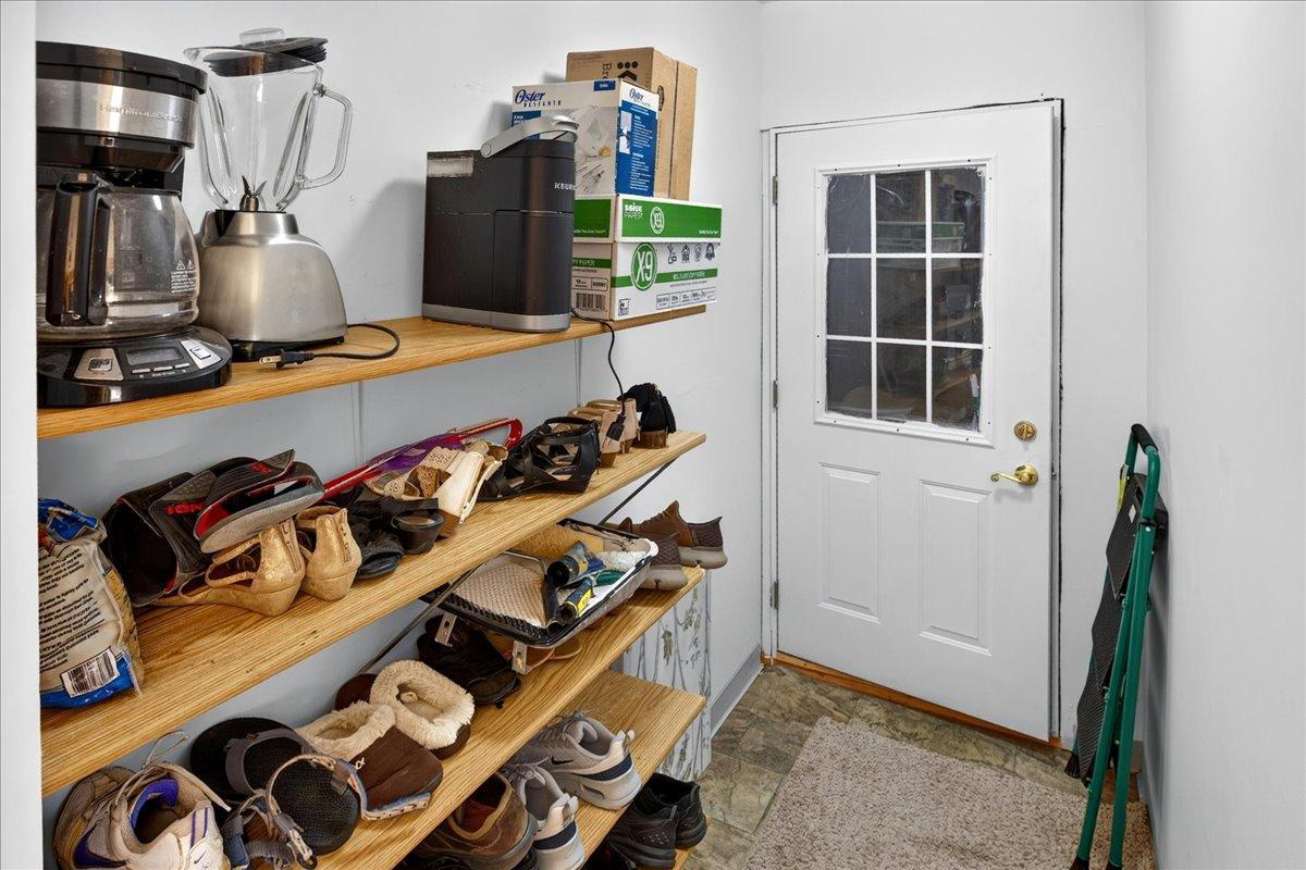 Entryway between garage and kitchen