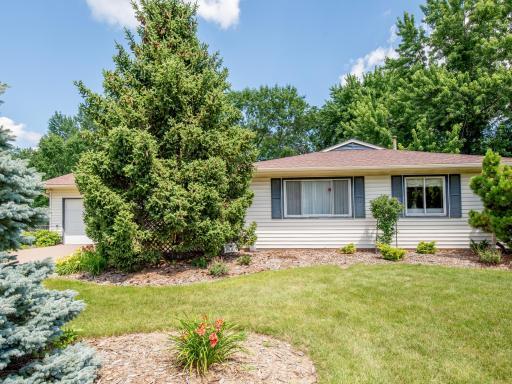 1769 Serpentine Drive, Saint Paul, MN 55122
