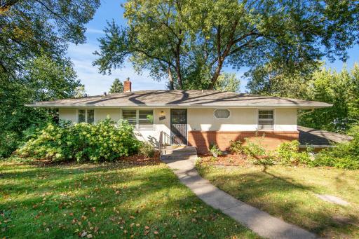 Photo for 1849 Kennard Street, Maplewood, MN 55109 - listing #6800263 1849 Kennard Street, Maplewood, MN 55109