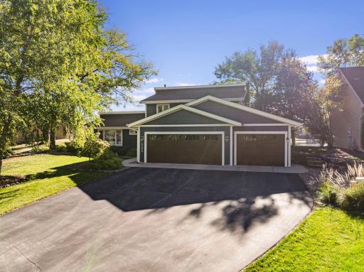 9-web-or-mls-6394 Conroy Street NE, Prior Lake-08.jpg