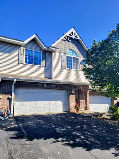 617 Crane Creek Lane, Saint Paul, MN 55121