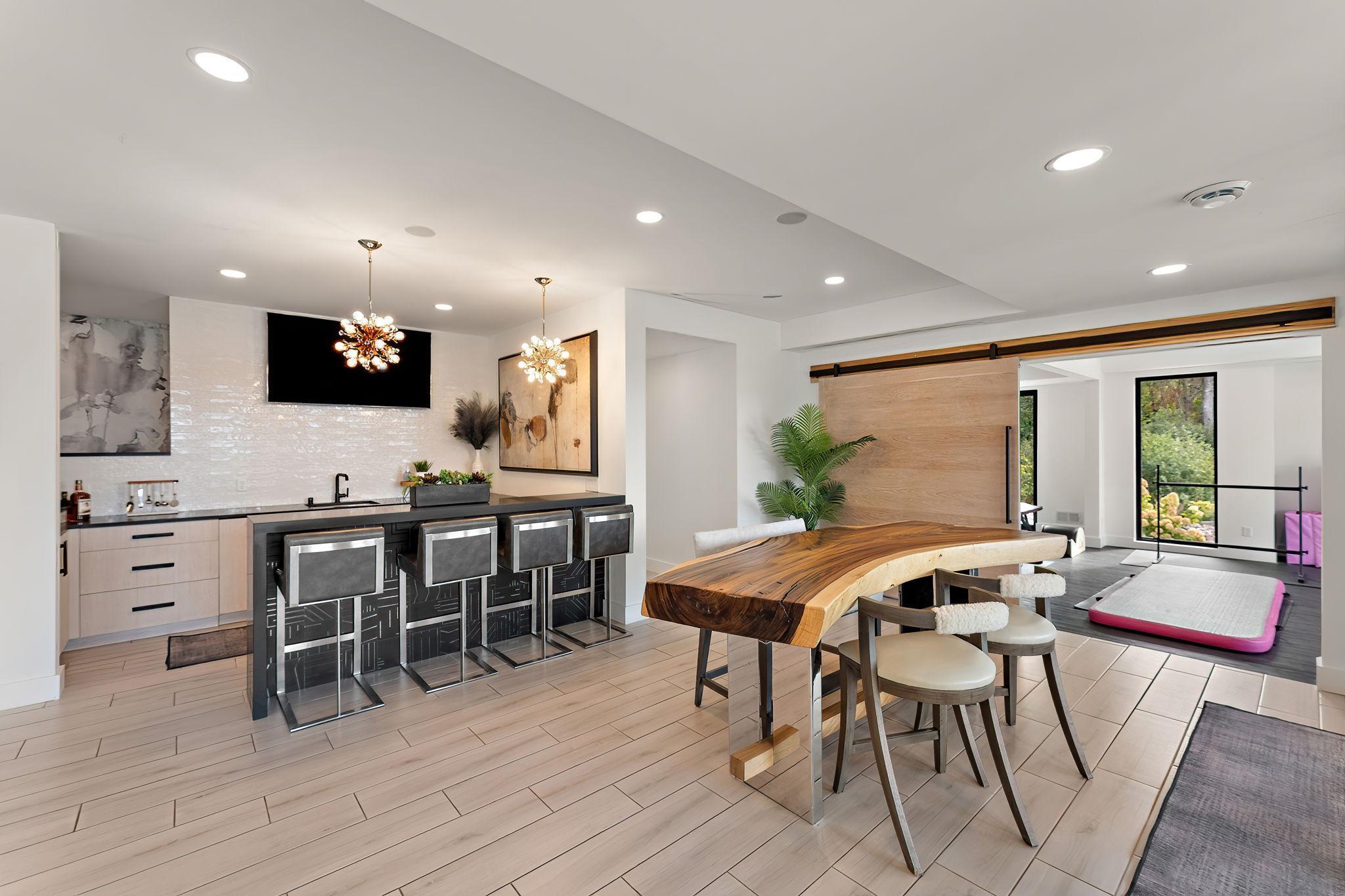 198-web-or-mls-UAV Vision Media (29) (2).jpg