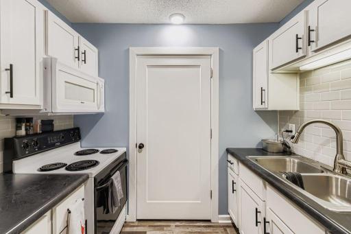 970 Monterey Drive, Saint Paul, MN 55126